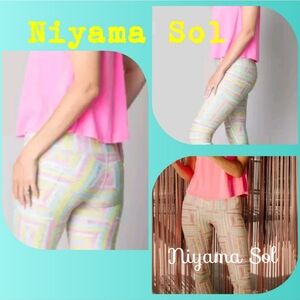 🍒🍐🍍🍉🥭Niyama Sol Barefoot Leggings XS